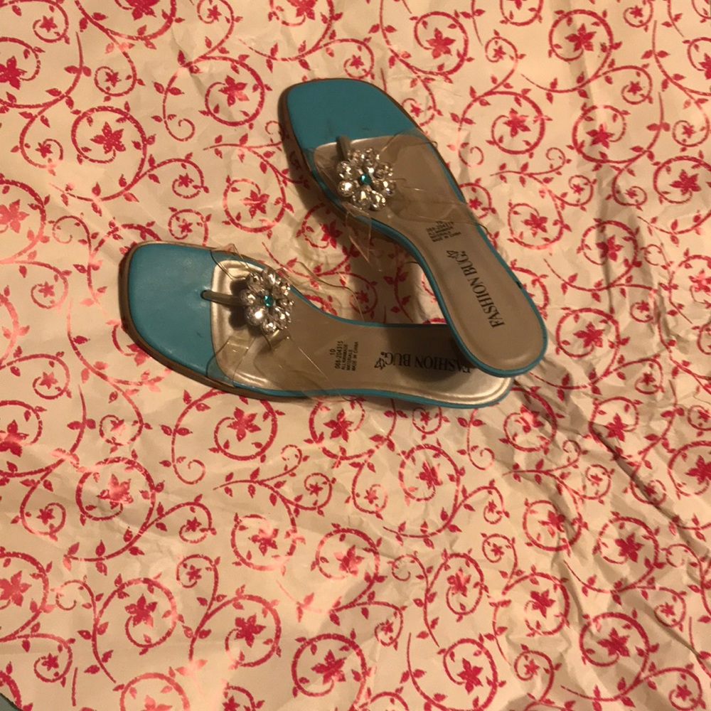 KITTEN HELL👠